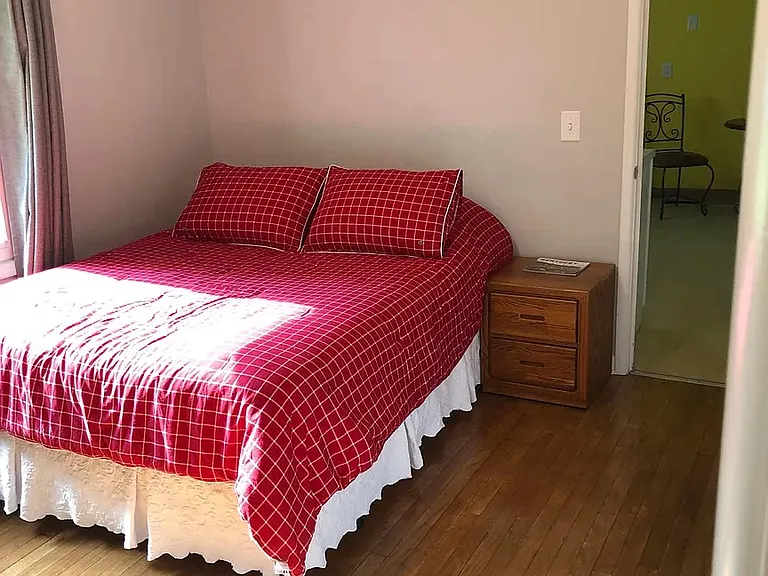 131 N Hillsdale Dr — Photo 9
