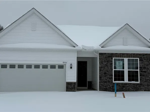 8304 Clydesdale Dr, Mentor, OH 44060