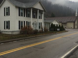 9159 Midland Trl, Glen Ferris, WV 25090