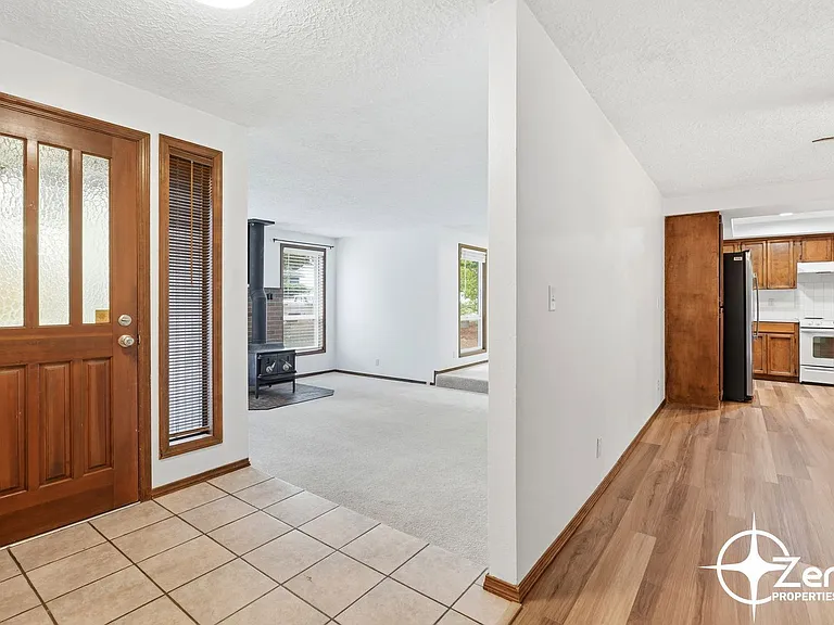 302 NW 103rd St — Photo 14