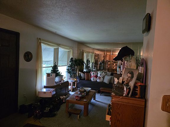 4th image of 11674 8th Ave NW