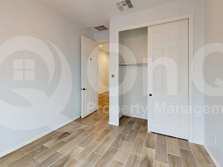 11929 E Ryscott Cir — Photo 11