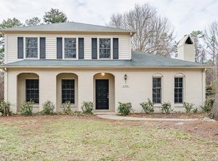 4306 Woods End Ln, Charlotte, NC 28277