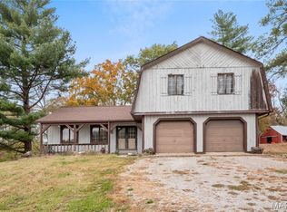 2745 Zingg Rd, Millstadt, IL 62260