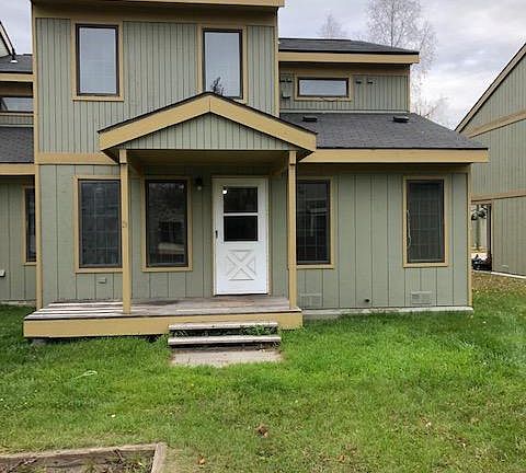 3rd image of 913 Noorvik Ct