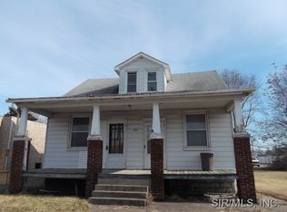 806 Grand Ave, Madison, IL 62060