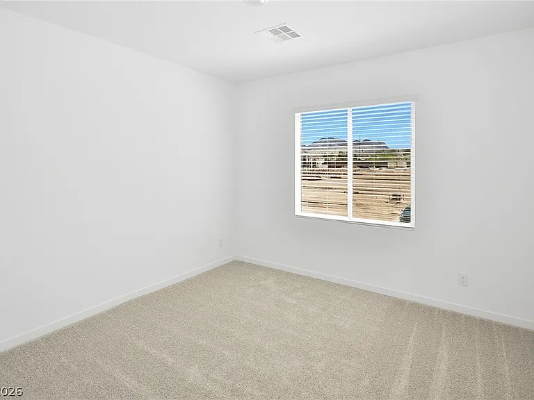 254 Walsh Peak Ave — Photo 31