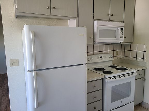 4th image of 3519 Agate Dr APT 5