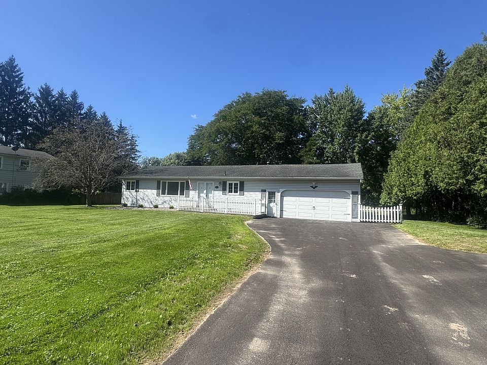 1st image of 117 Hutchings Rd