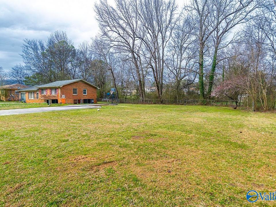 1st image of 4717 Lumary Dr NW