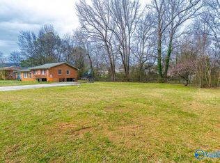 4717 Lumary Dr NW, Huntsville, AL 35810