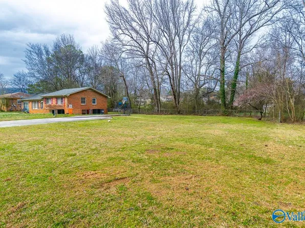 4717 Lumary Dr NW, Huntsville, AL 35810