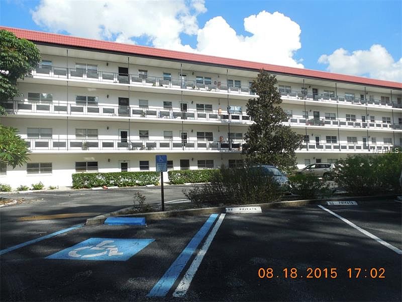 1st image of 200 El Camino Dr APT 314