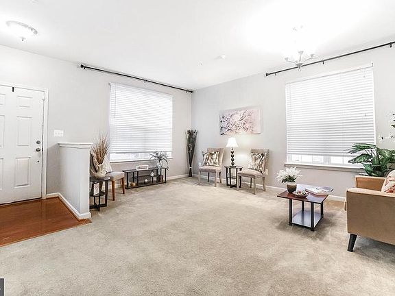 3rd image of 46385 Shining Willow Ln Unit A