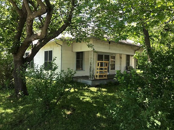 2nd image of 808 S Jesse Lee St