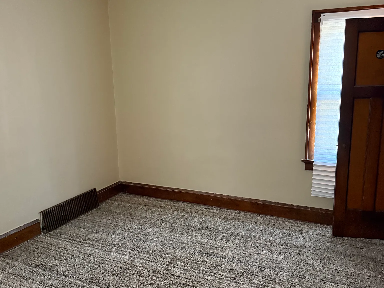 2 bed, 1150 sqft, $1,450 — Photo 2
