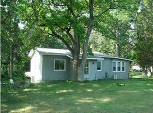 1816 Four Mile Rd NE, Grand Rapids, MI 49525