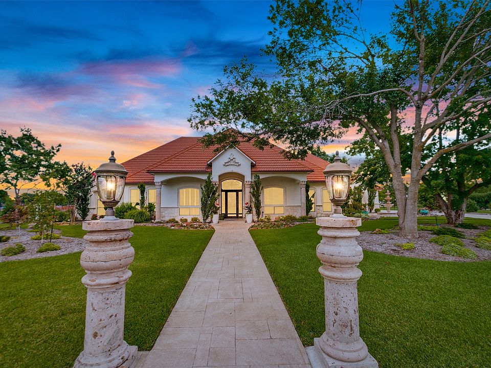 1st image of 3504 Flintstone Dr