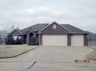 9205 Cassidy Ct, Midwest City, OK 73130