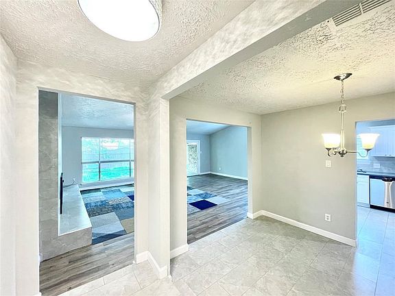 5th image of 10110 Kent Towne Ln