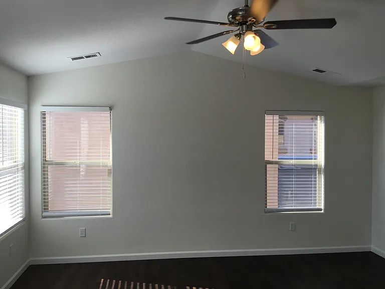 1391 Peppoli Loop SE — Photo 9