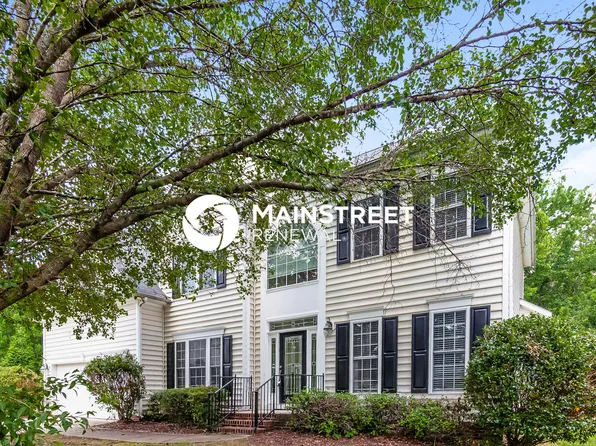 2304 Coneflower Dr, Charlotte, NC 28213