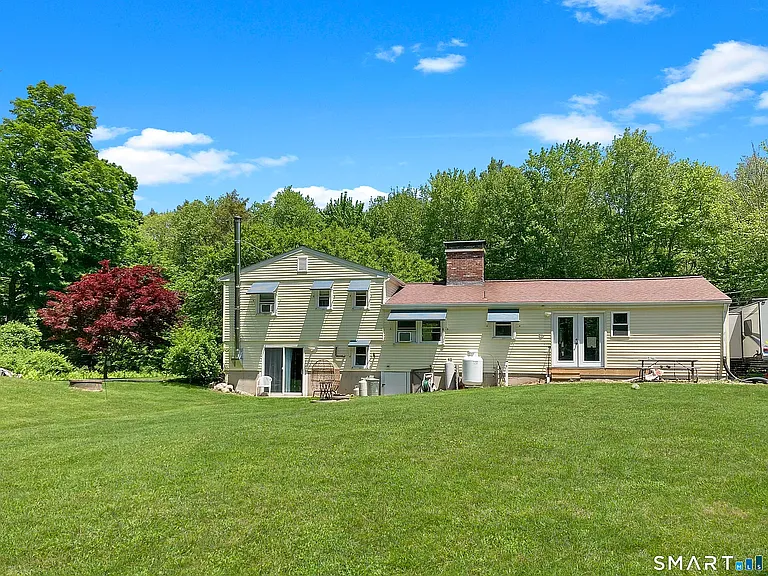 274 Hanks Hill Rd — Photo 1