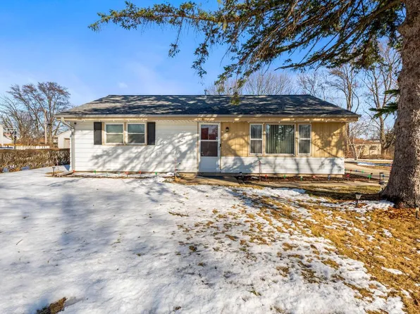 5824 South Marilyn STREET, Milwaukee, WI 53221