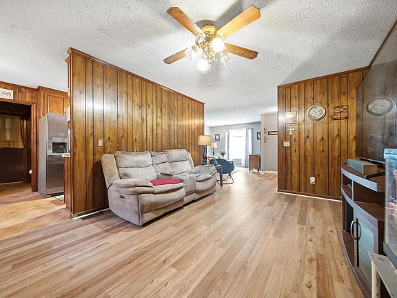 5th image of 5641 Longview Rd