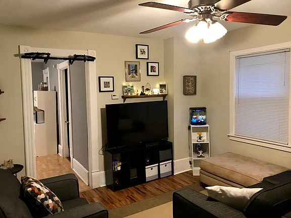 3rd image of 712 Monroe Ave #1