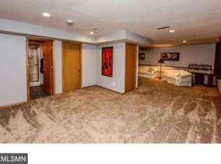 5693 W 134th St, Savage, MN 55378