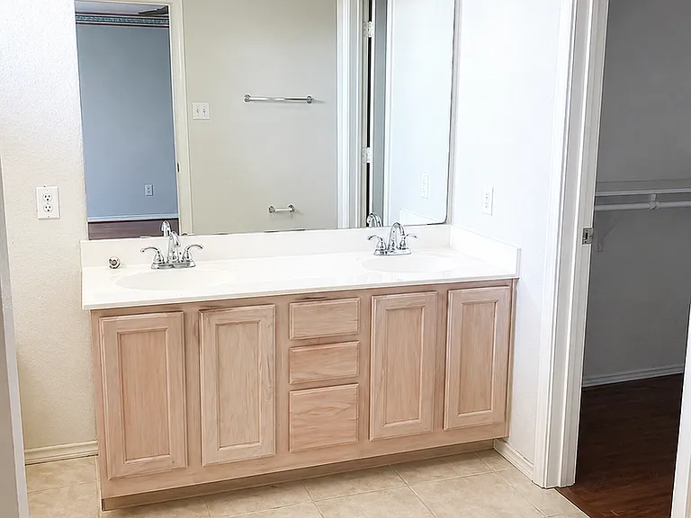 5313 Teal Dr — Photo 9