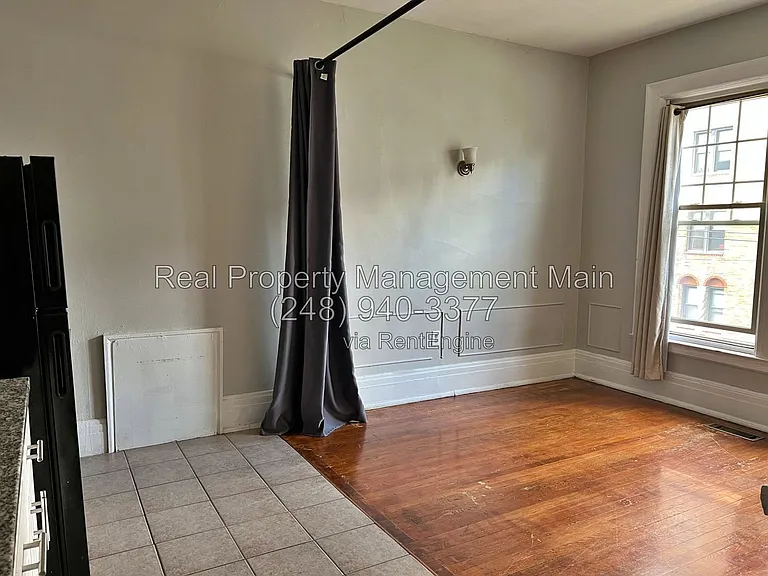 715 Parker St #8 — Photo 5