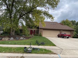 5501 Tunbridge Xing, Fort Wayne, IN 46815