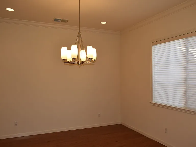 16210 Sheltered Cv E — Photo 12
