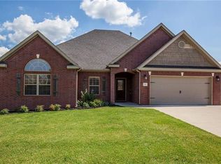 2101 SW Farringdon Ave, Bentonville, AR 72713