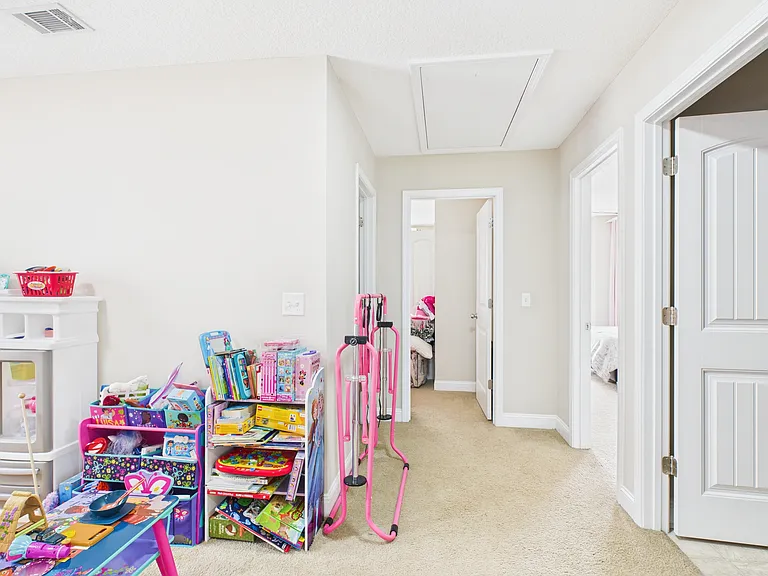 213 Grandview Dr — Photo 25