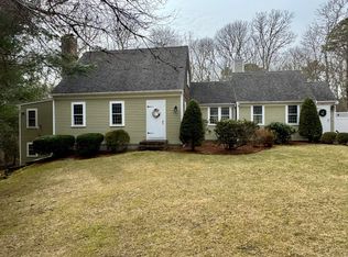45 Bramble Path, Marstons Mills, MA 02648