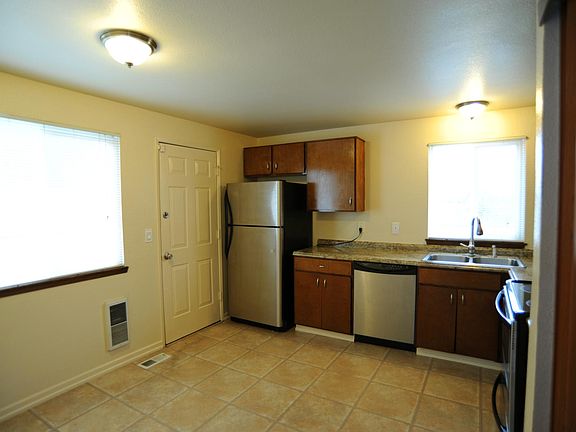 Stainless appliances