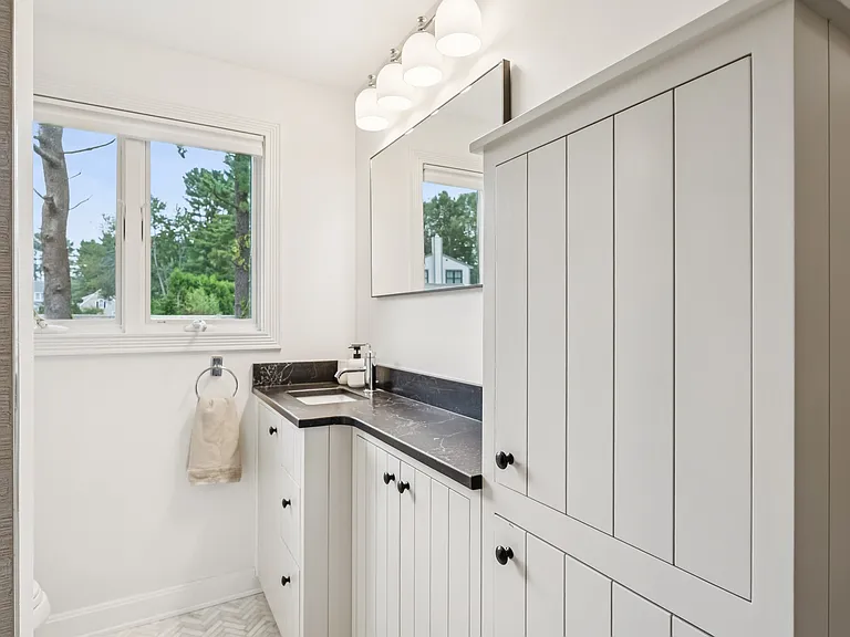 14 Hammond Rd — Photo 18