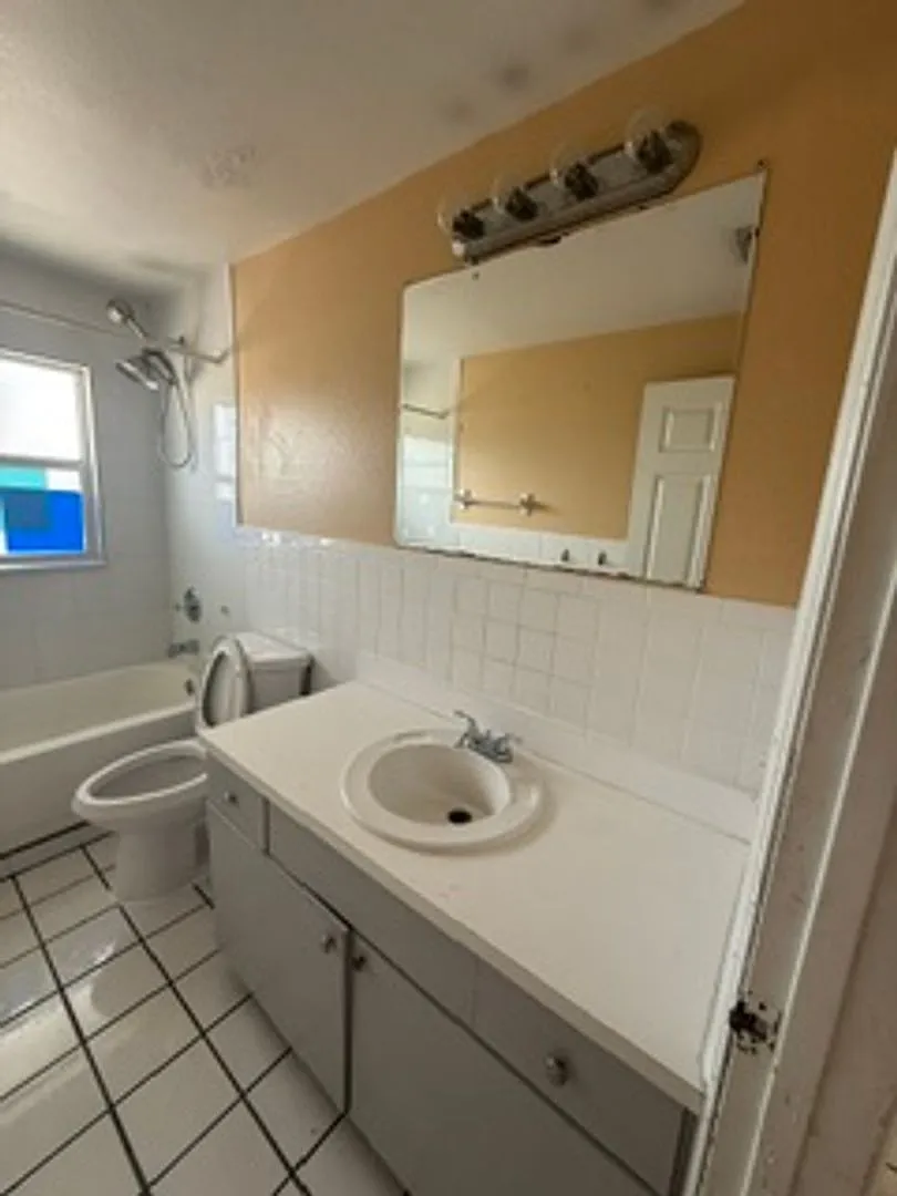 1527 Schoolhouse Street Unit A3 — Photo 4