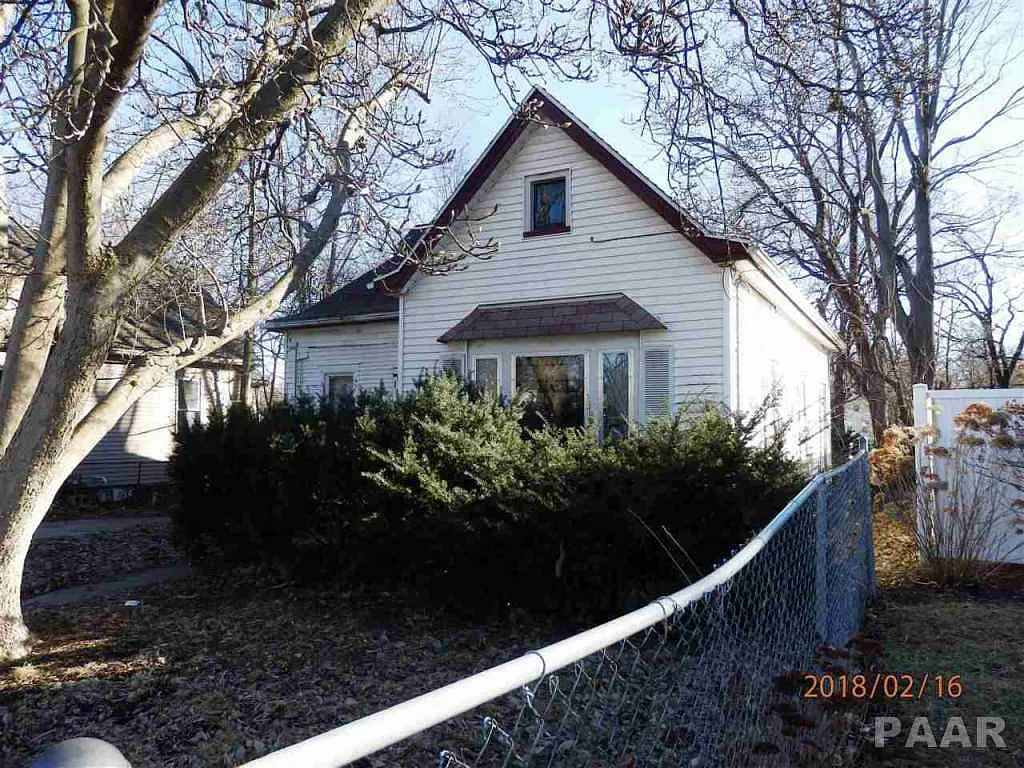 1018 E Nebraska Ave photo 1