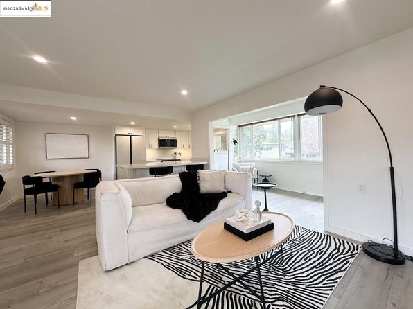14225 Lora Dr APT 90, Los Gatos, CA 95032