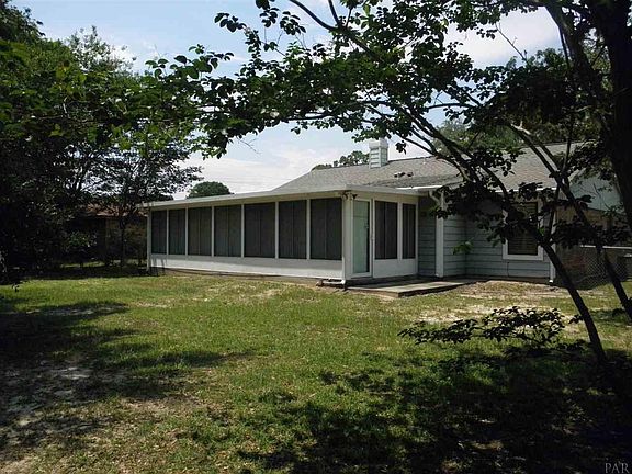 3rd image of 7807 Coronet Ln