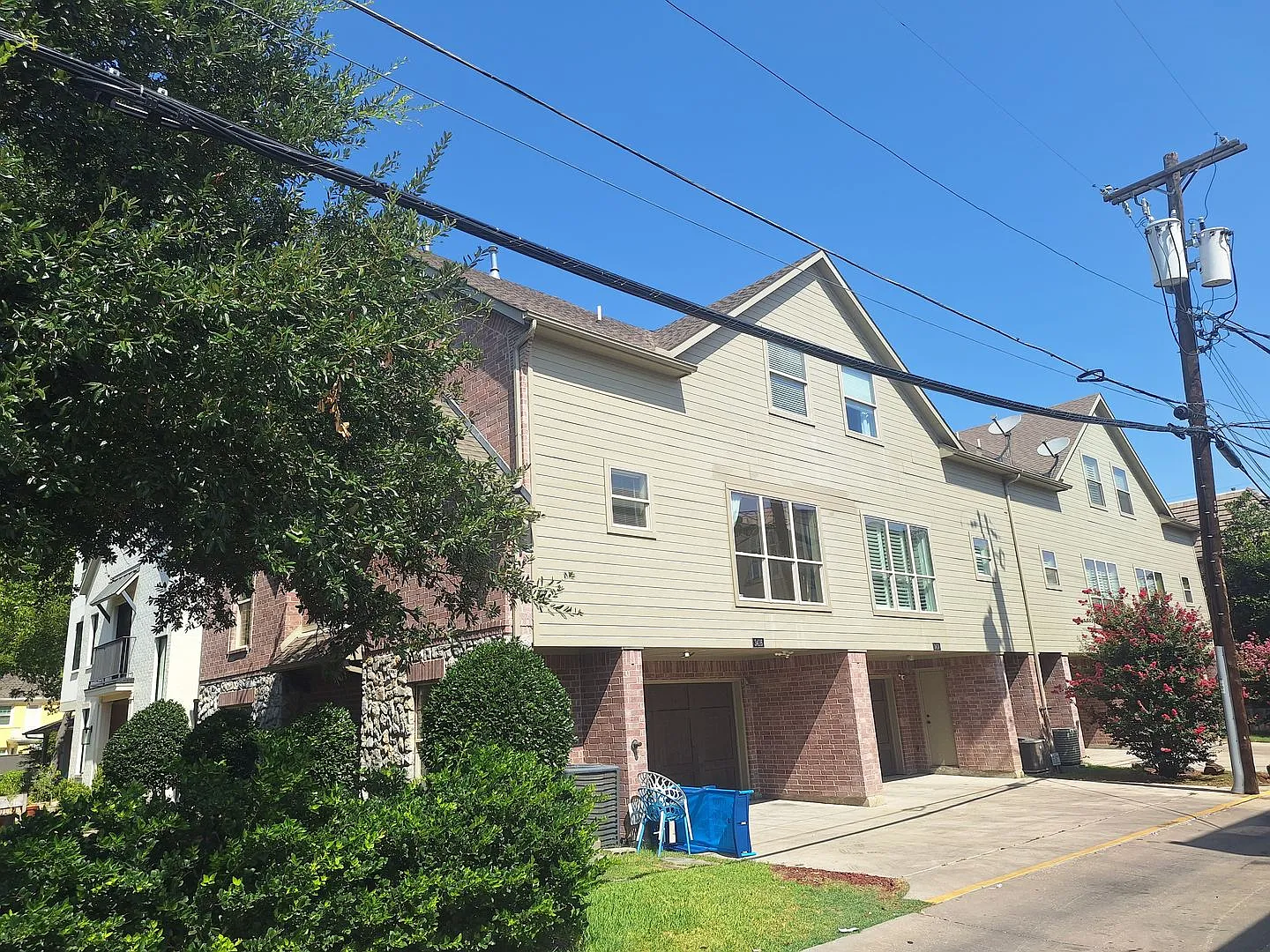 3416 Westminster Avenue Unit 1, — Photo 3