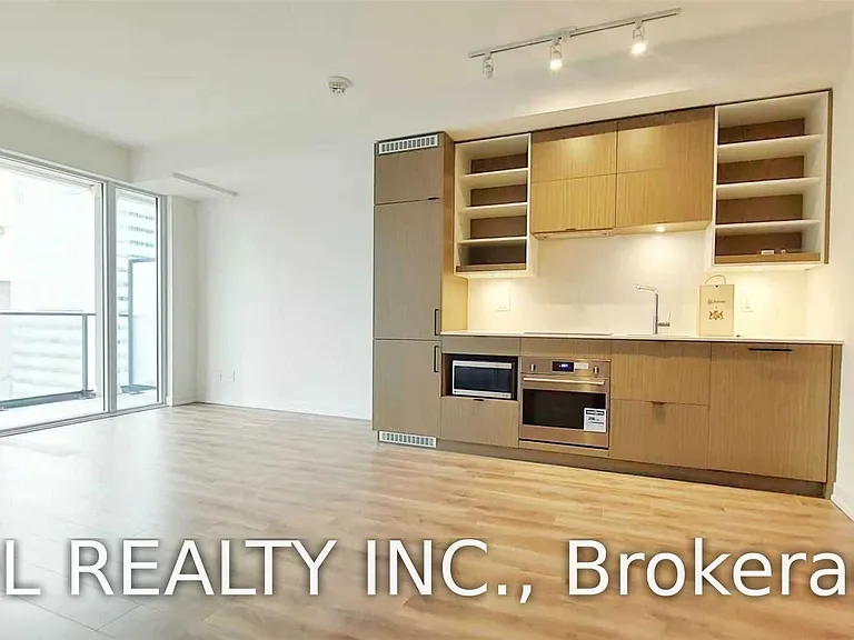 20 Edward St #2011 — Photo 1