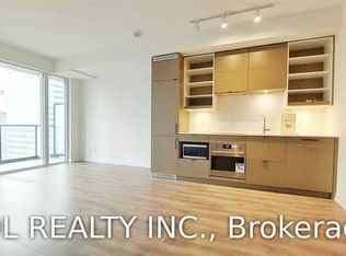 20 Edward St #2011, Toronto, ON M5G 0C5