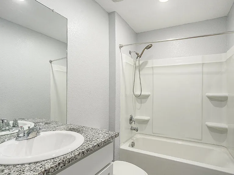 419 De Herrera — Photo 16