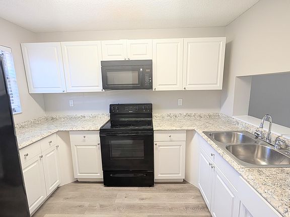 2nd image of 8341 Fairway Road