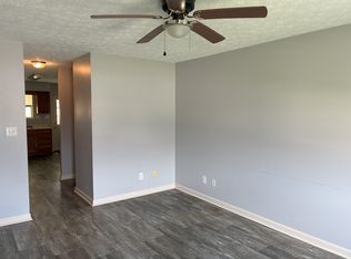 605 Kody Dr #605, Lizton, IN 46149